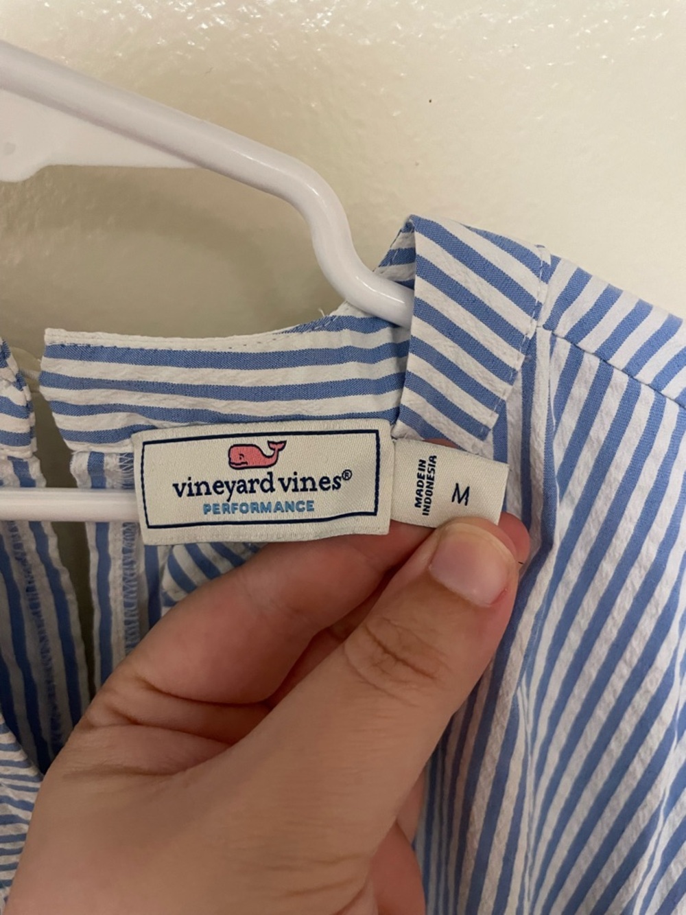 ✨Girls Vineyard Vines Performance Dress Size M - Picture 5 of 8